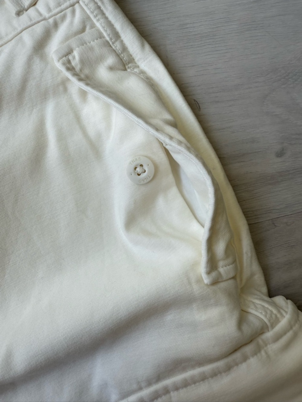 Aritzia TNA Supply Cargo Pant - Picture 9 of 16